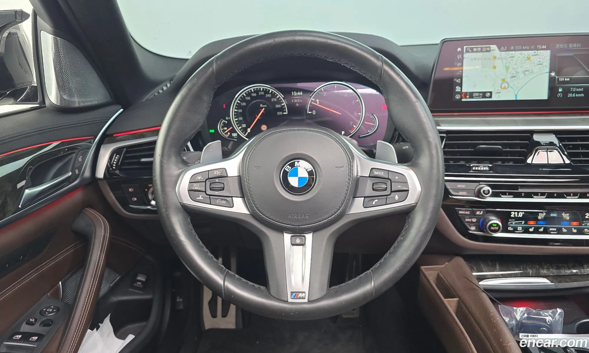 BMW 5 Series 2018 WBAJB5106JB195132 — 33
