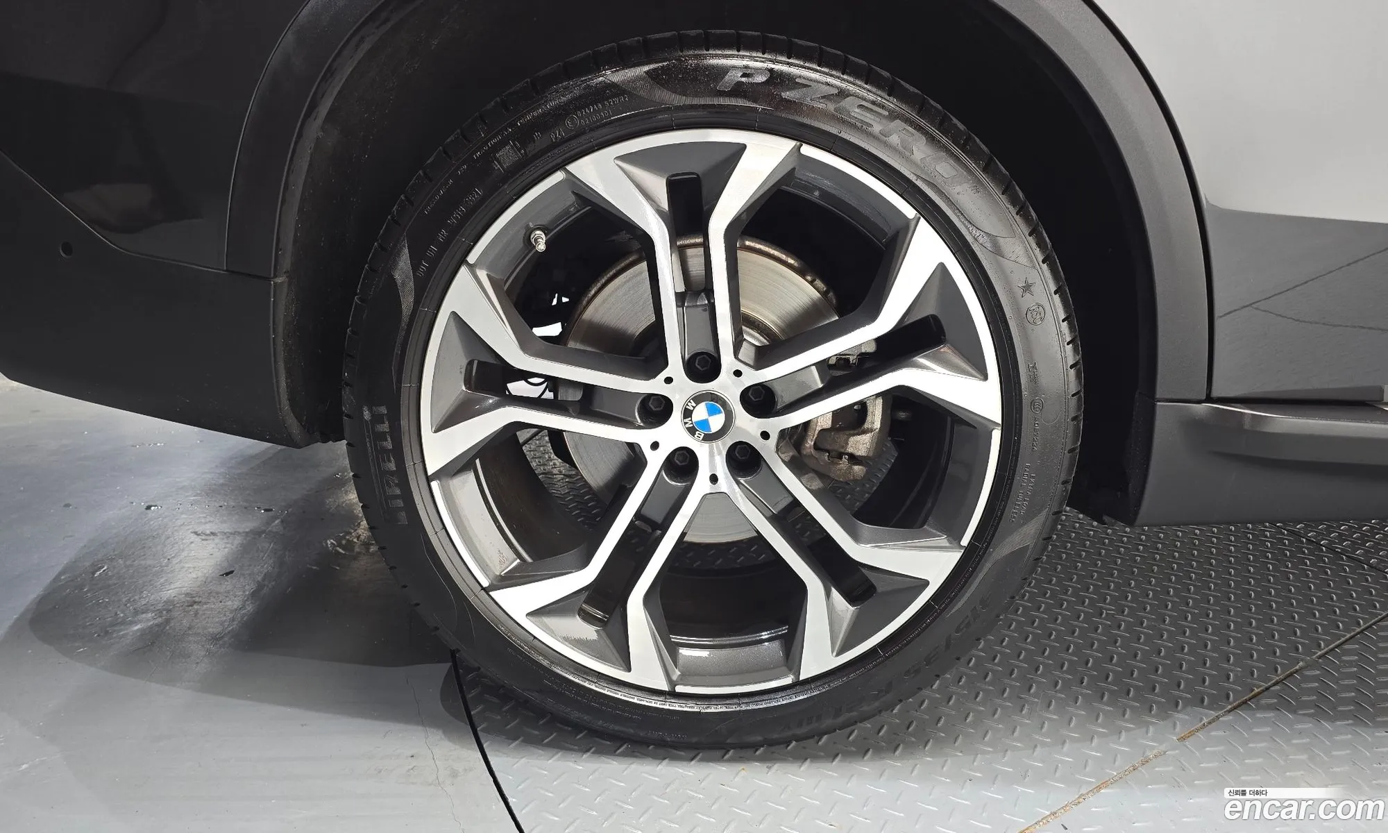 BMW X5 2022 — 30
