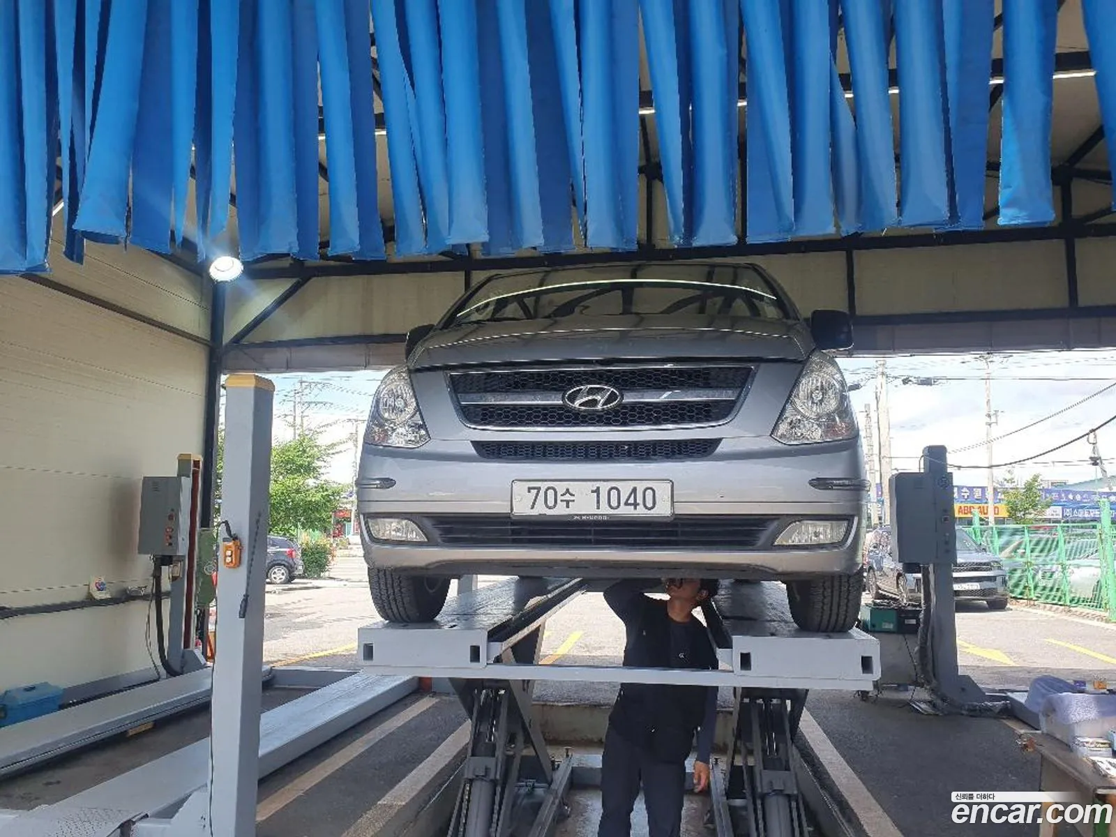 Hyundai Grand Starex 2012 — 2