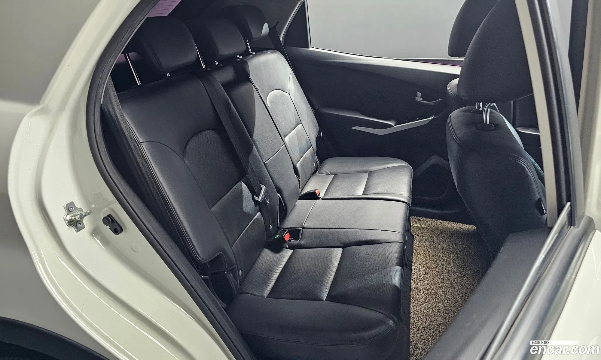 KG Mobility (SsangYong) Style Korando C 2017 — 13