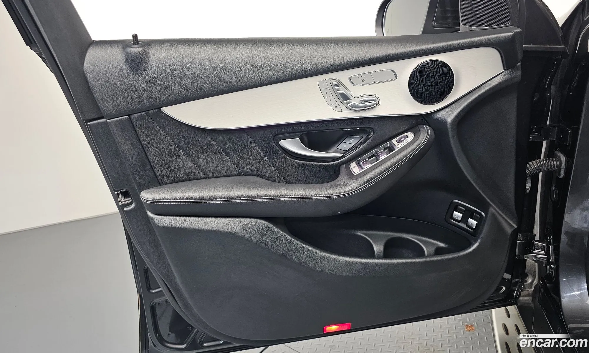 Mercedes-Benz GLC-Class X253 2020 — 22