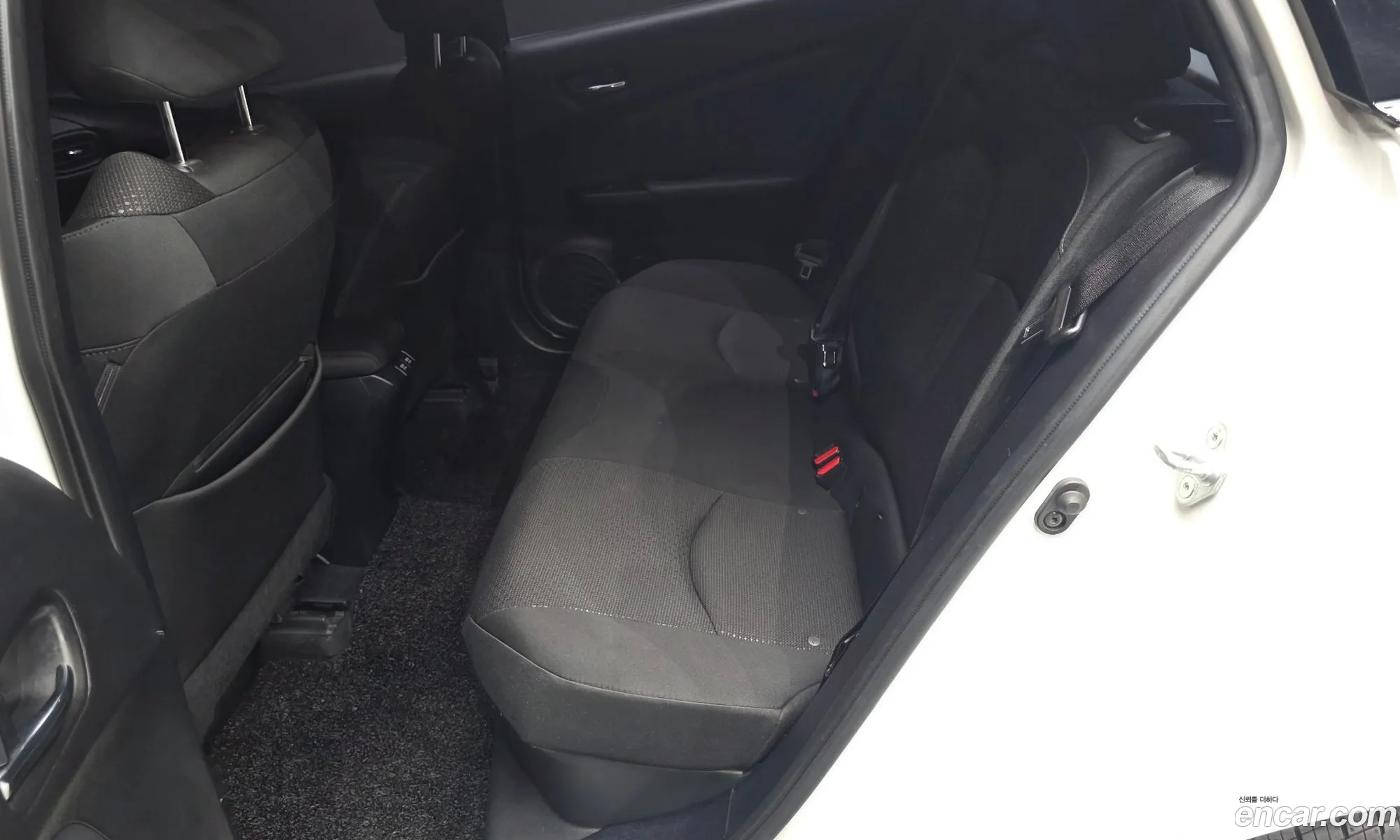 Toyota Prius 2019 JTDKARFU0K3100511 — 2