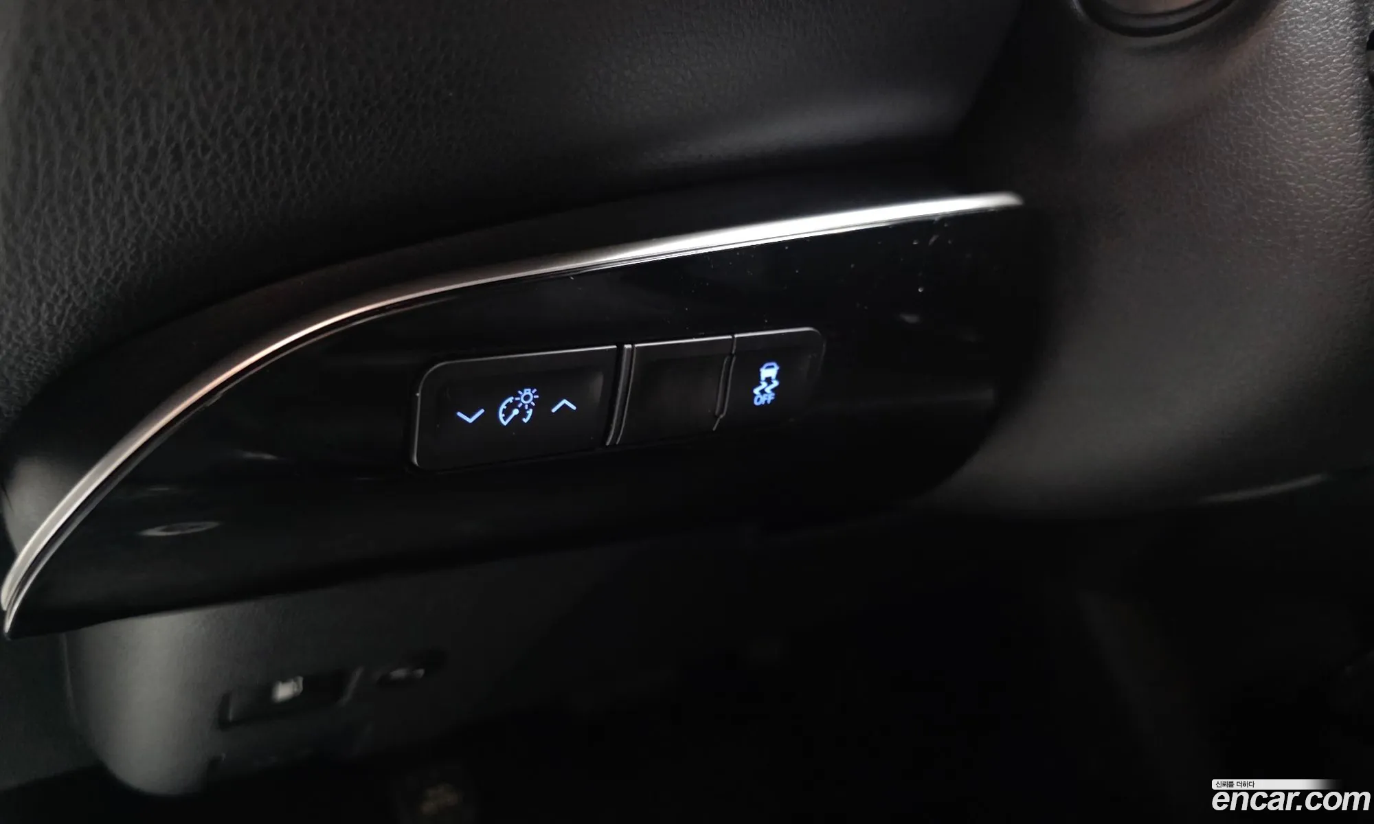 Toyota Prius 2019 JTDKARFU0K3100511 — 8