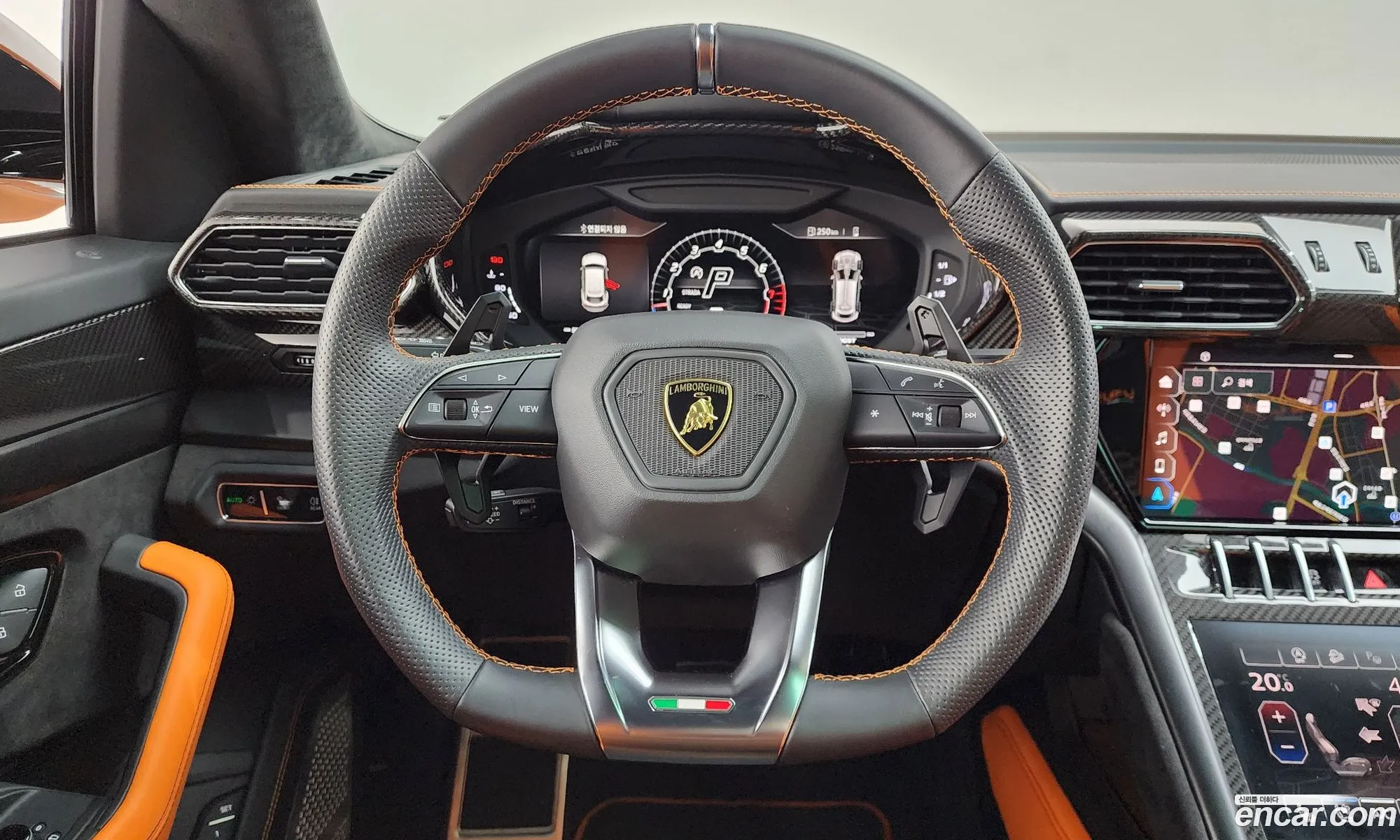 Lamborghini Urus 2022 — 13