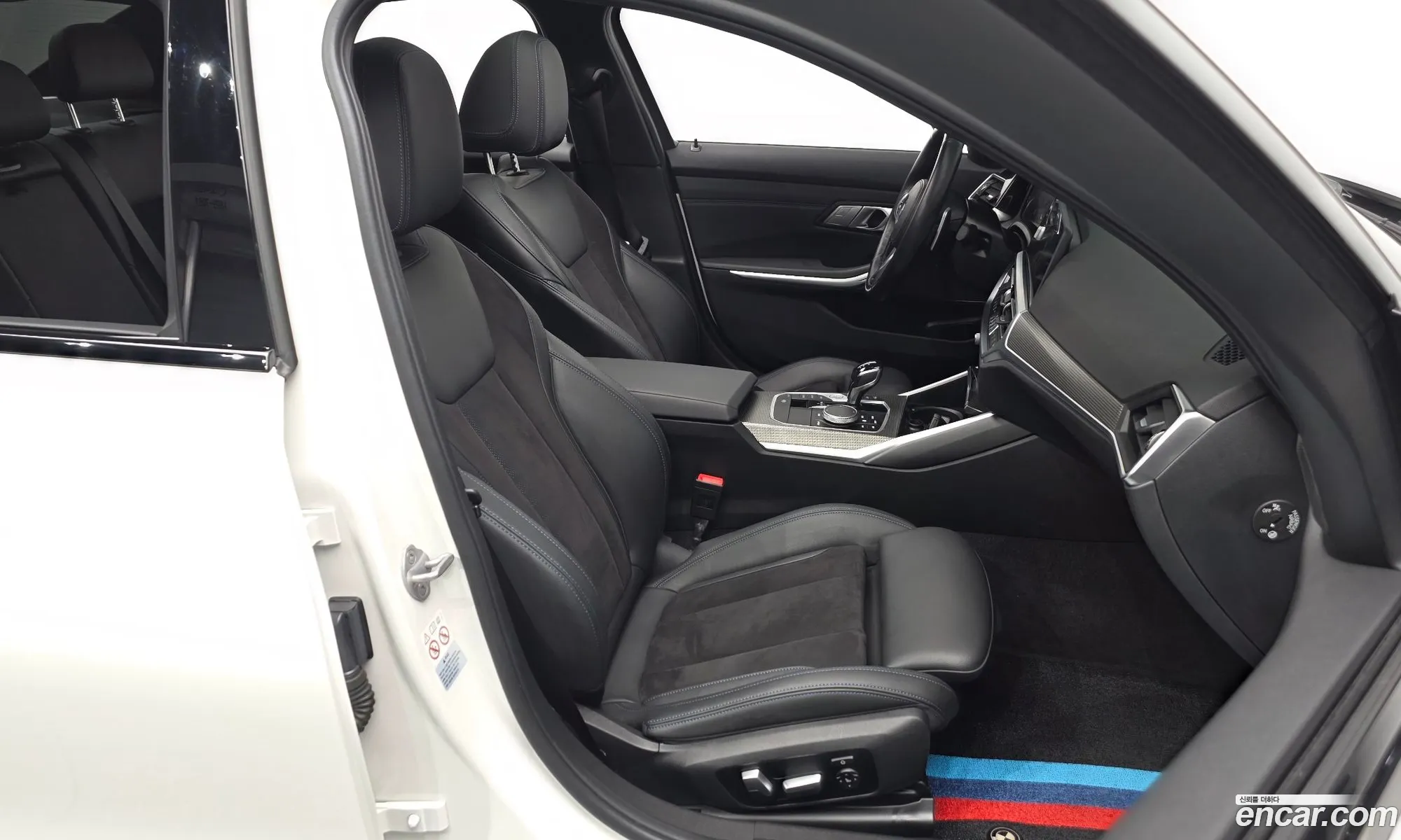 BMW 3 Series 2021 — 24