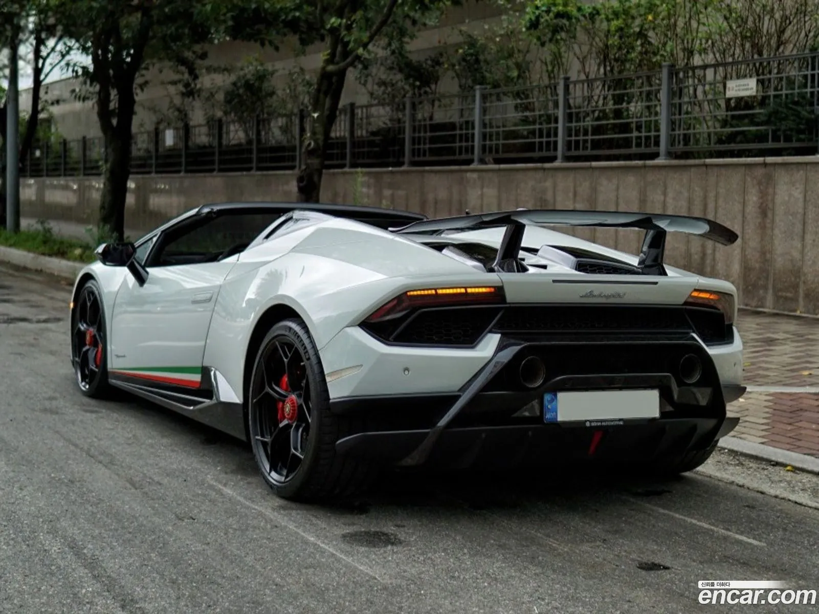 Lamborghini Huracan 2018 — 19