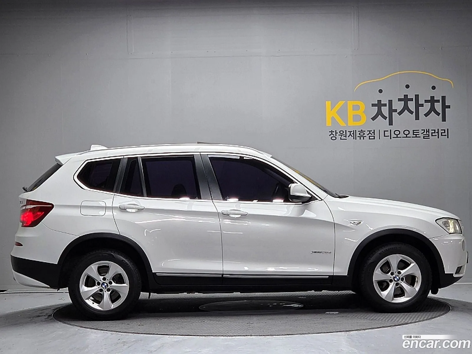 BMW X3 2012 — 11