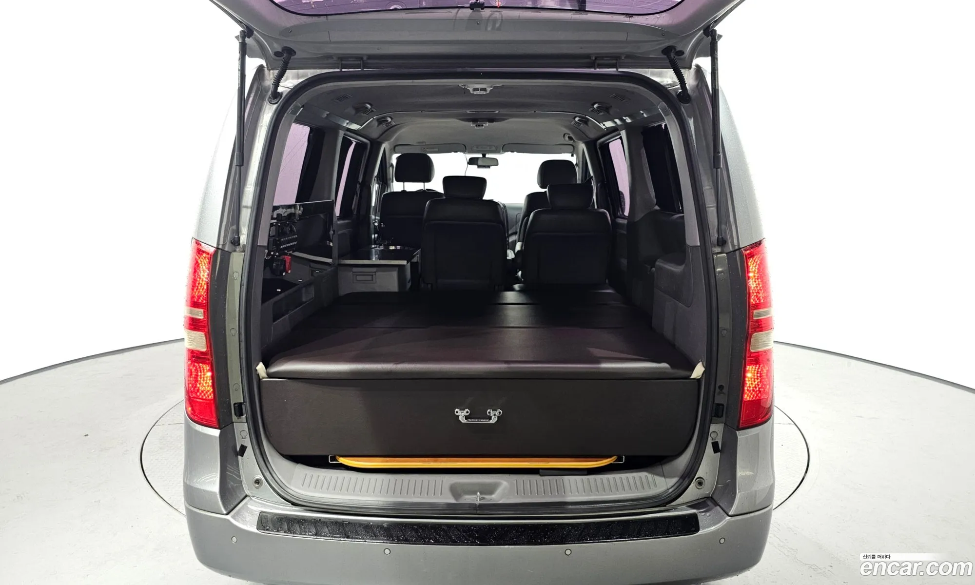 Hyundai Grand Starex 2012 — 10