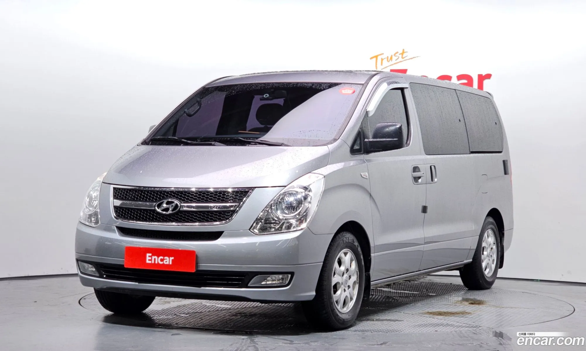 Hyundai Grand Starex 2012 — 16