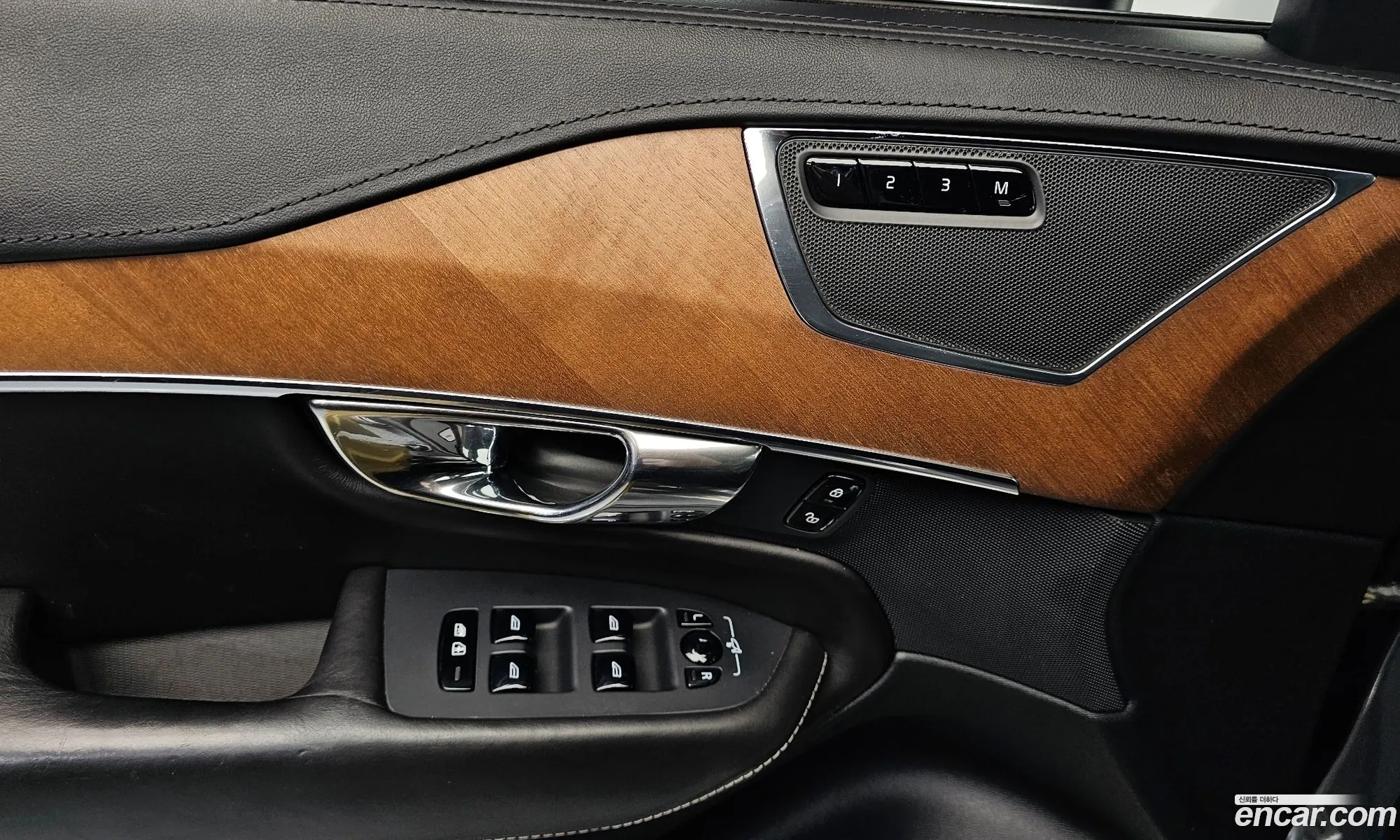 Volvo XC90 2016 — 20