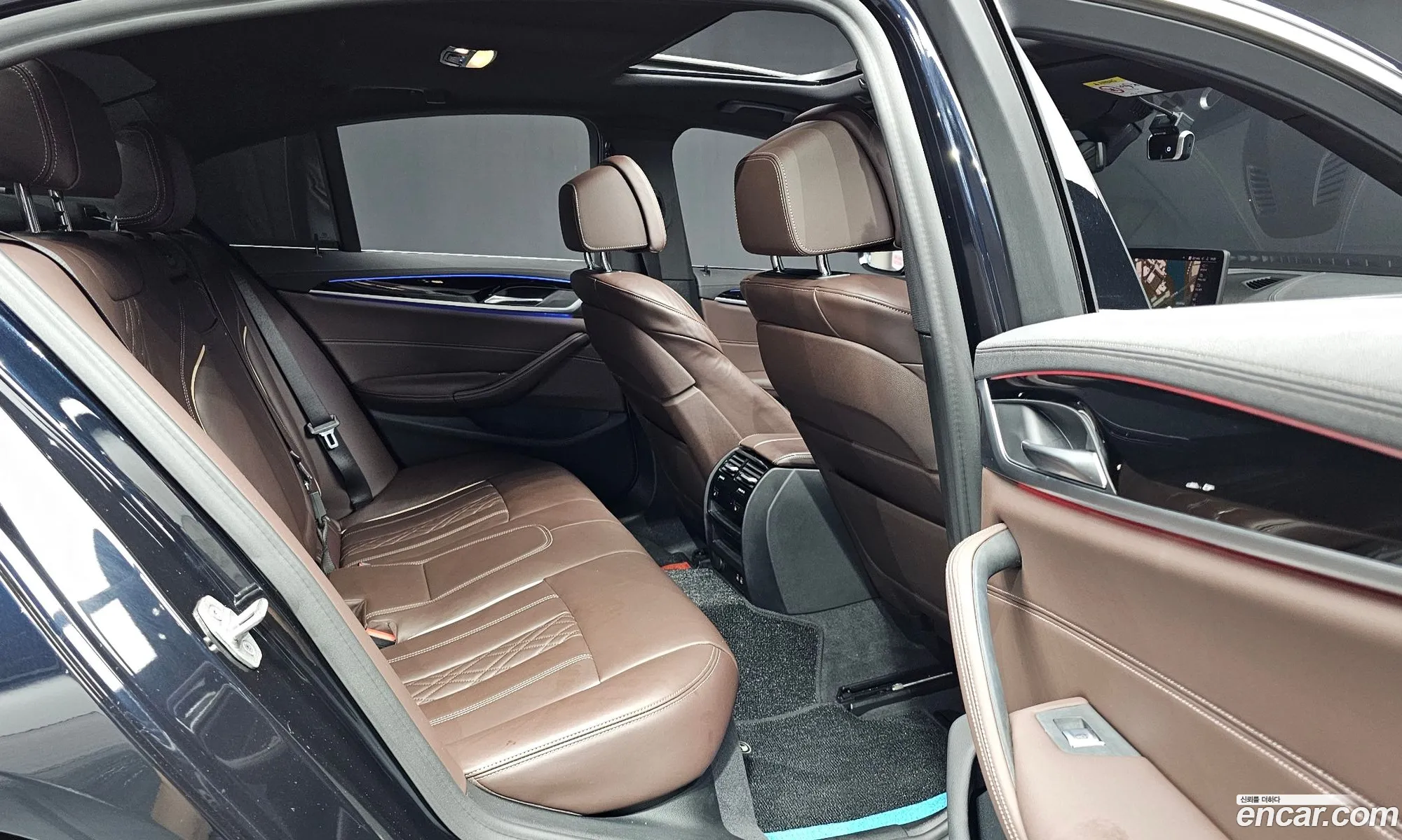 BMW 5 Series 2021 — 27