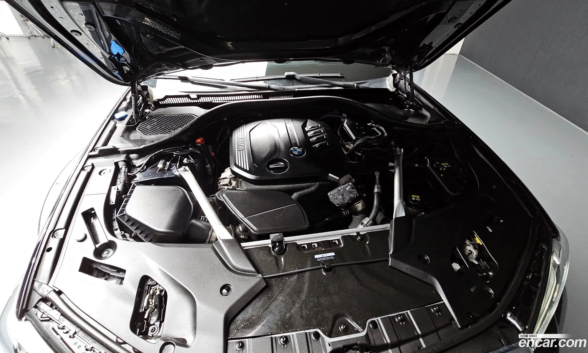 BMW 5 Series 2021 — 14