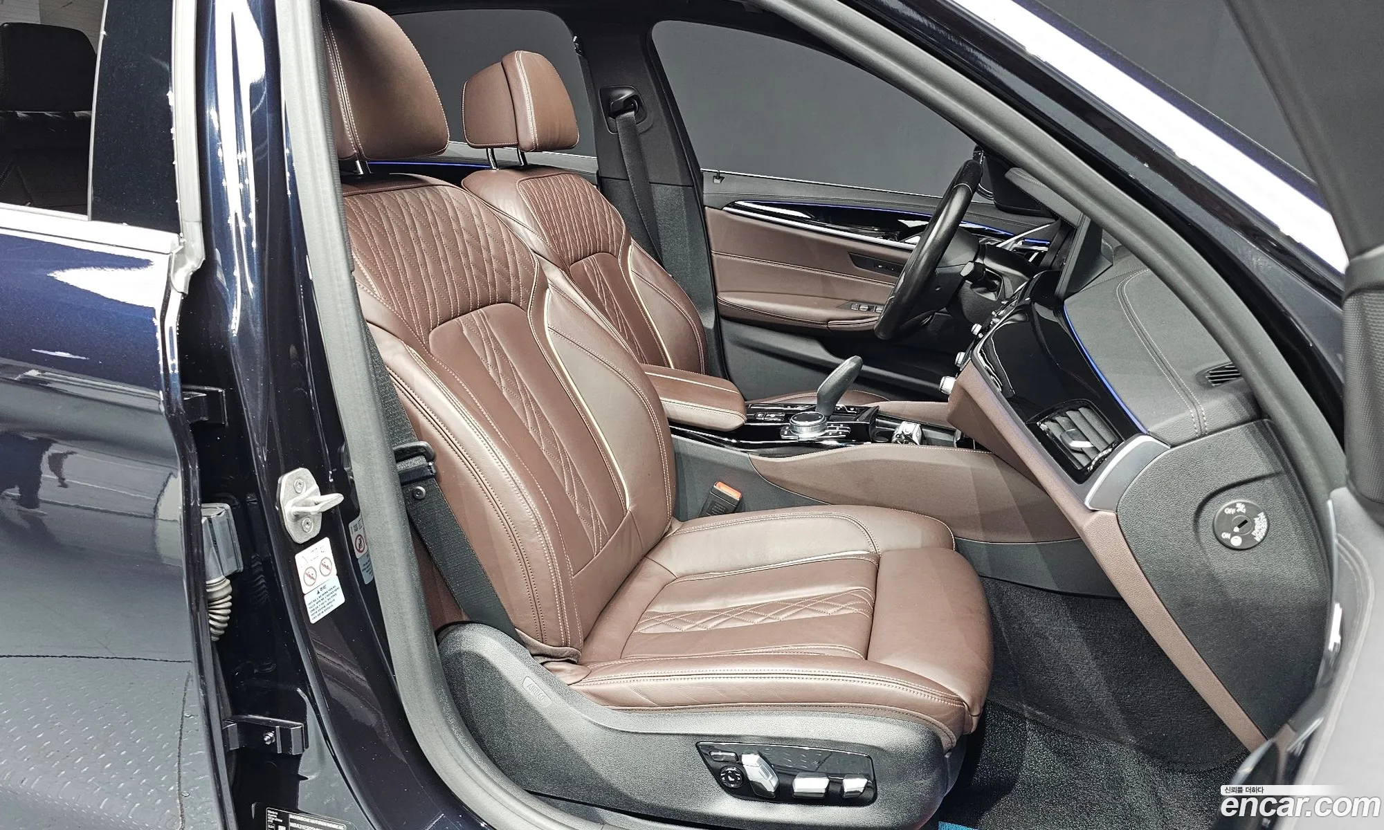 BMW 5 Series 2021 — 11