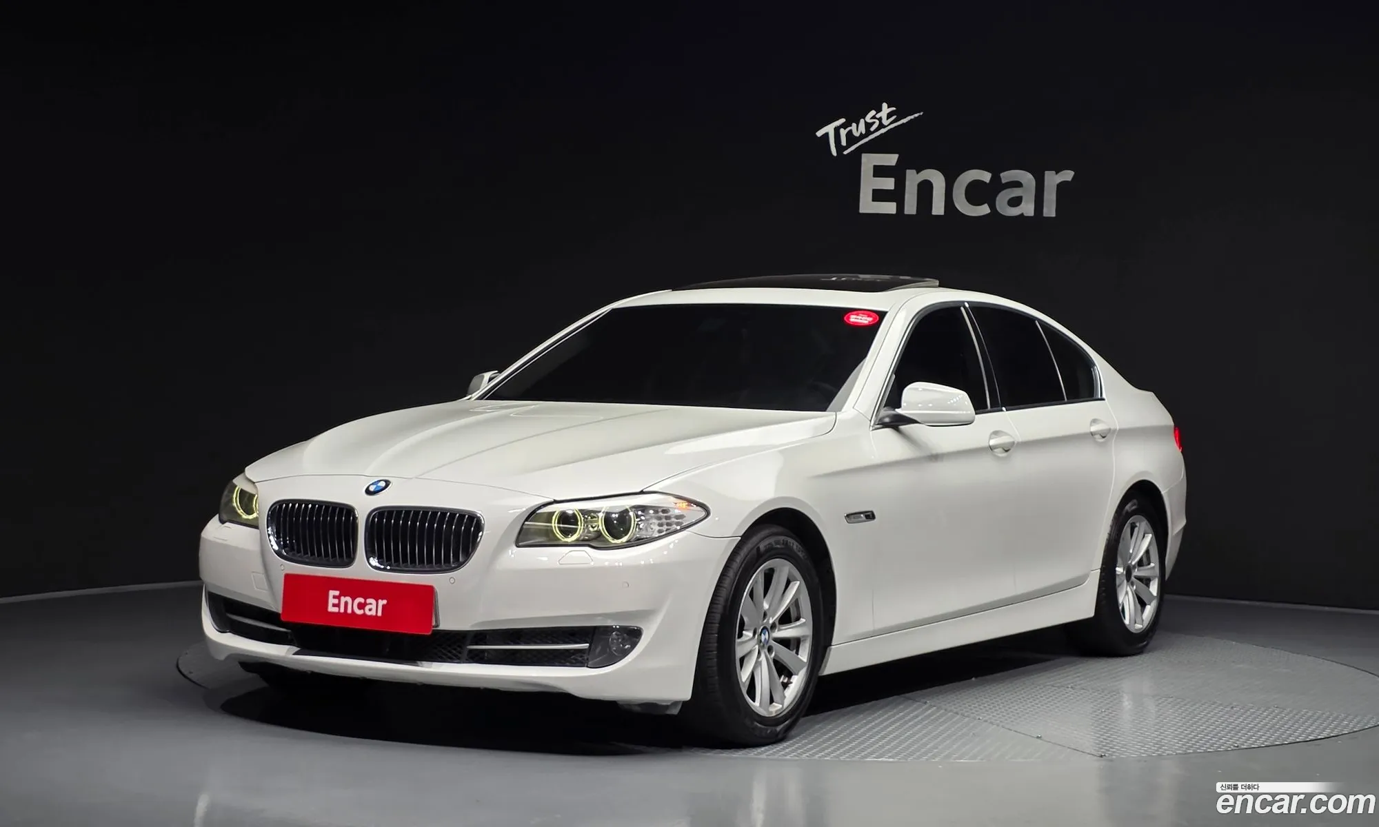 BMW 5 Series 2012 — 17