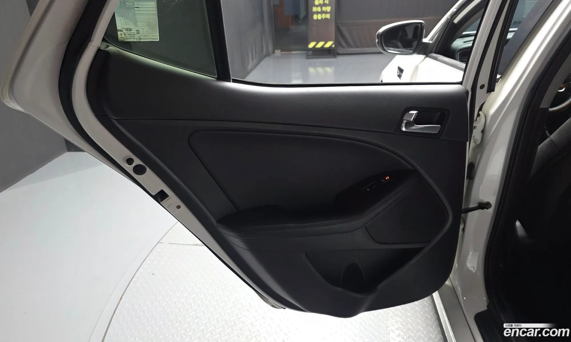 Kia K5 2015 — 21