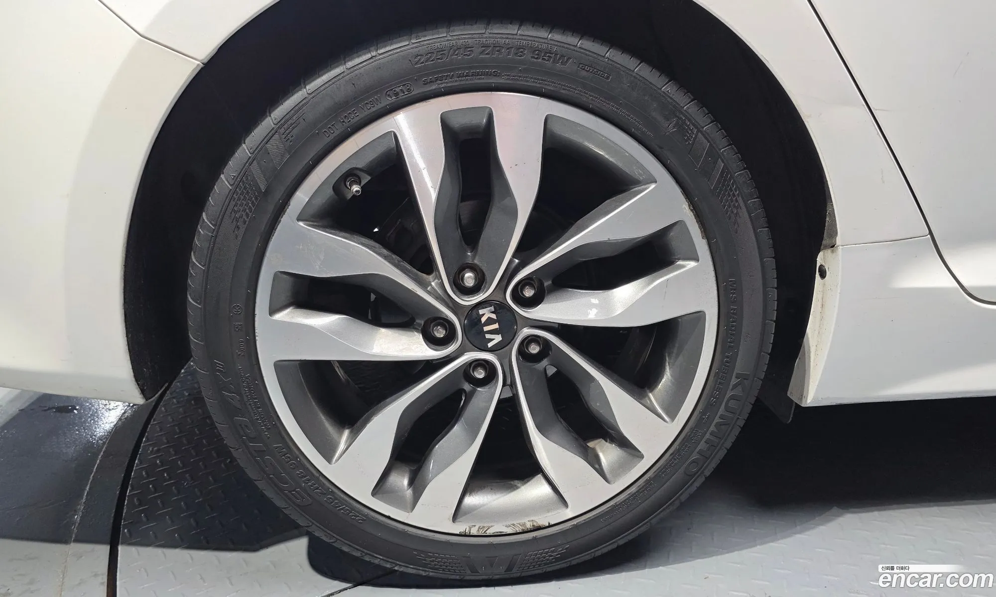 Kia K5 2015 — 11