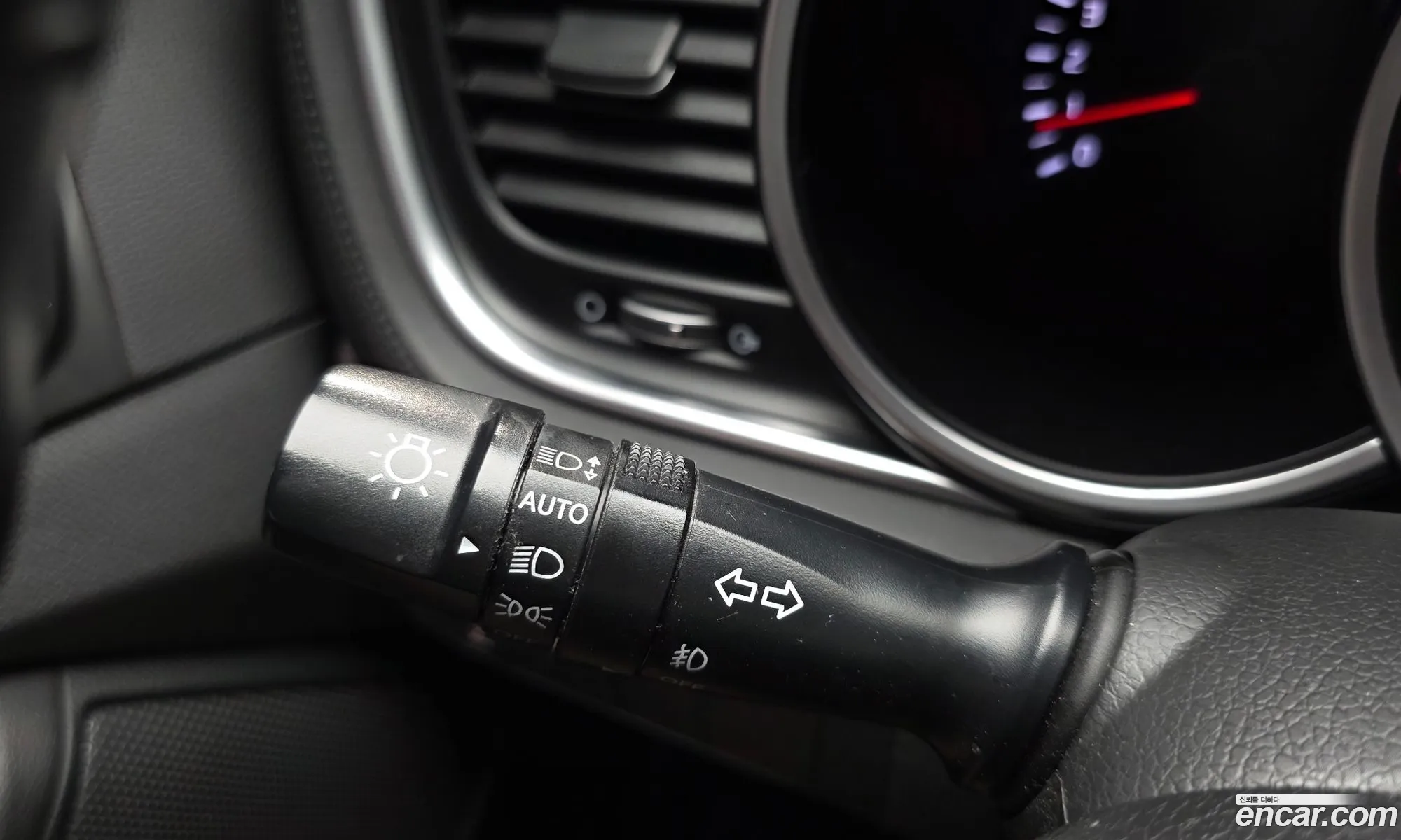 Kia K5 2015 — 17