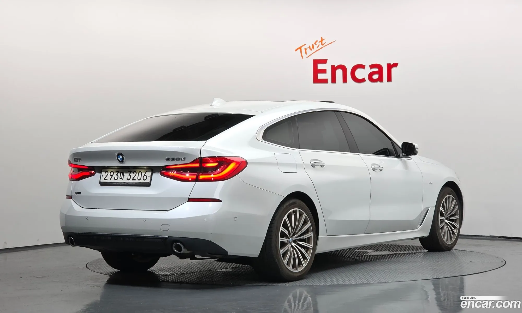 BMW 6 Series GT 2018 WBAJW8104JBK91198 — 12
