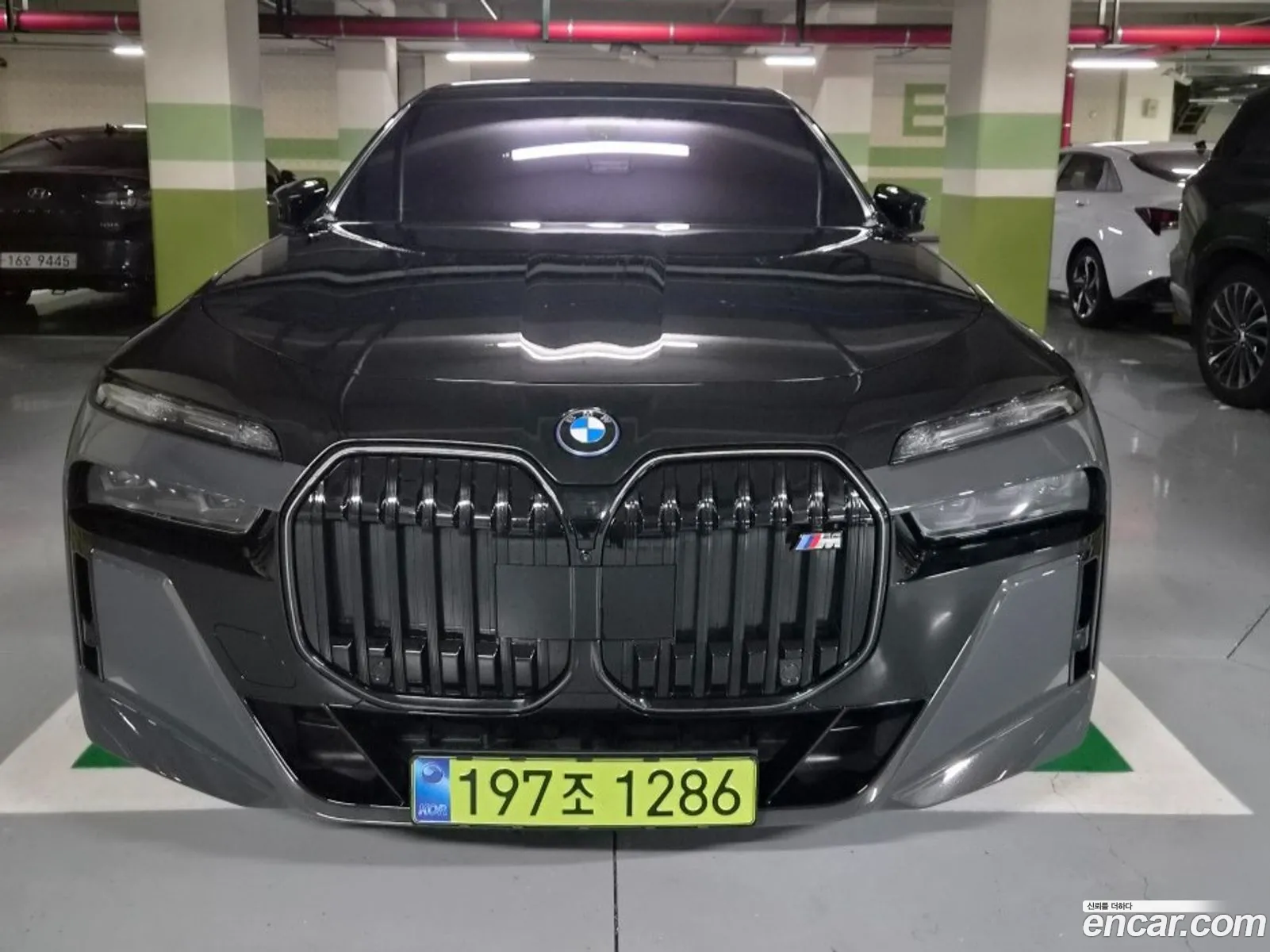 BMW i7 2025 — 13