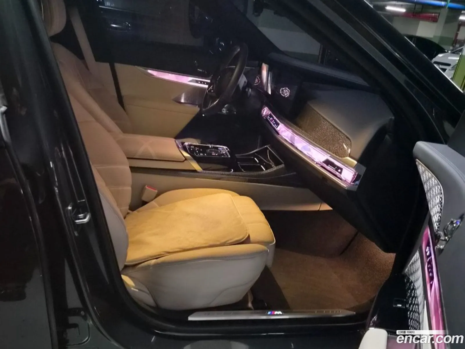 BMW i7