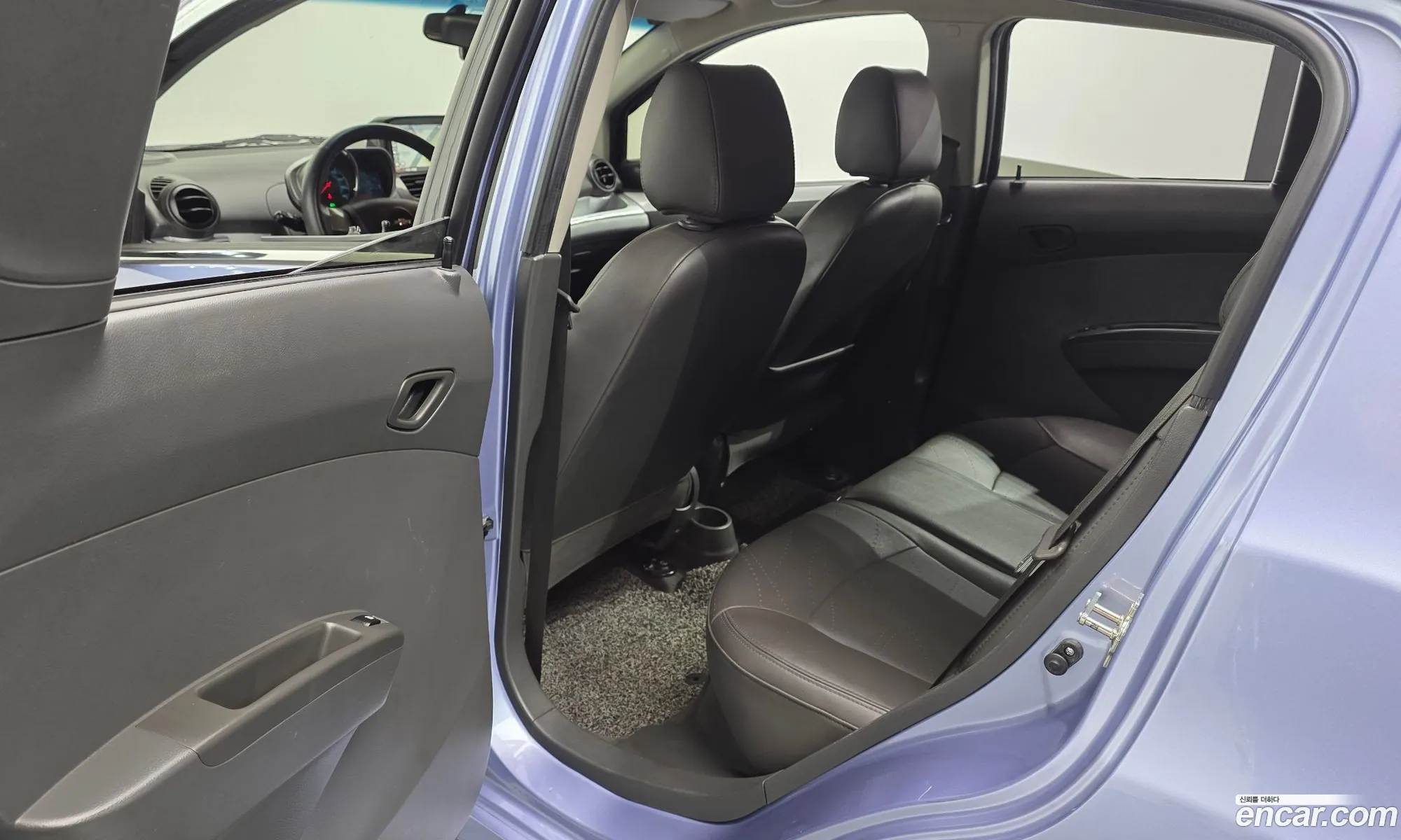 Chevrolet (GM Daewoo) Spark 2014 — 24