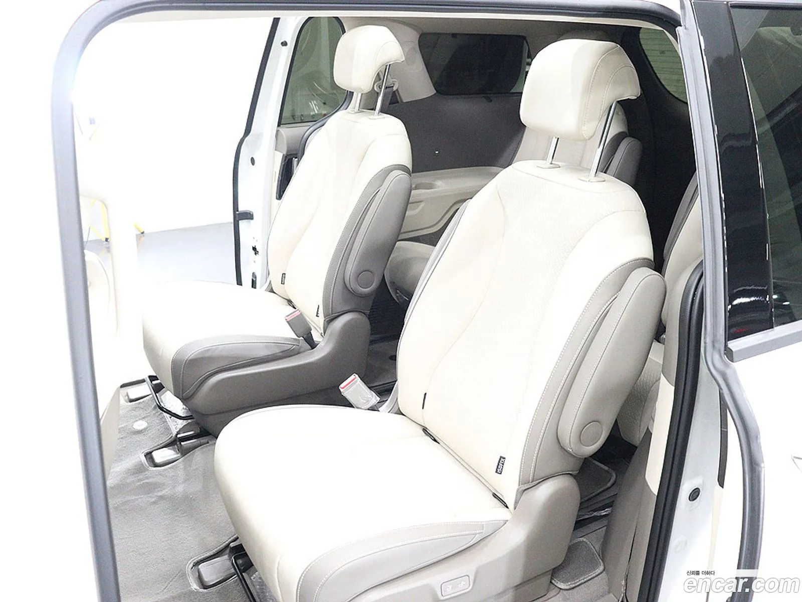 Kia Carnival 2024 — 19