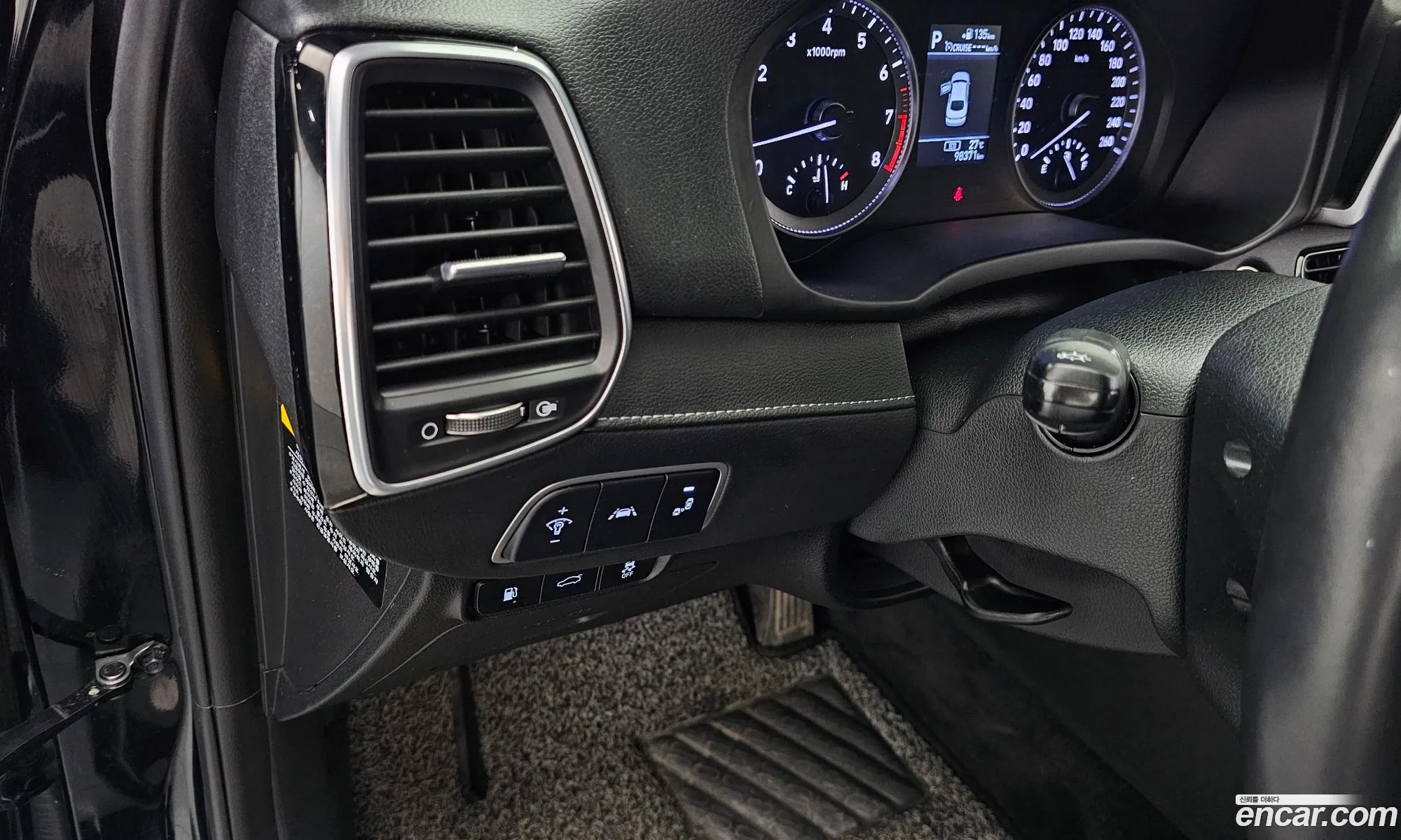 Hyundai Grandeur IG 2018 — 28