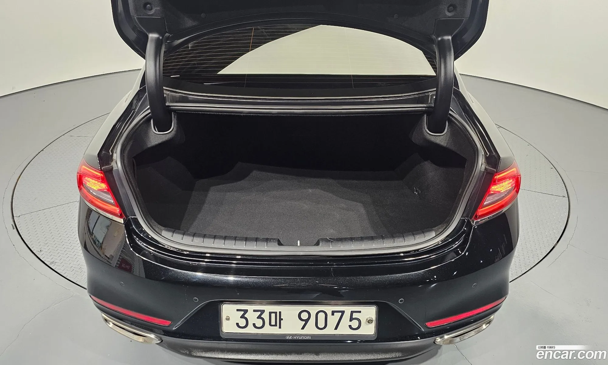 Hyundai Grandeur IG 2018 — 24