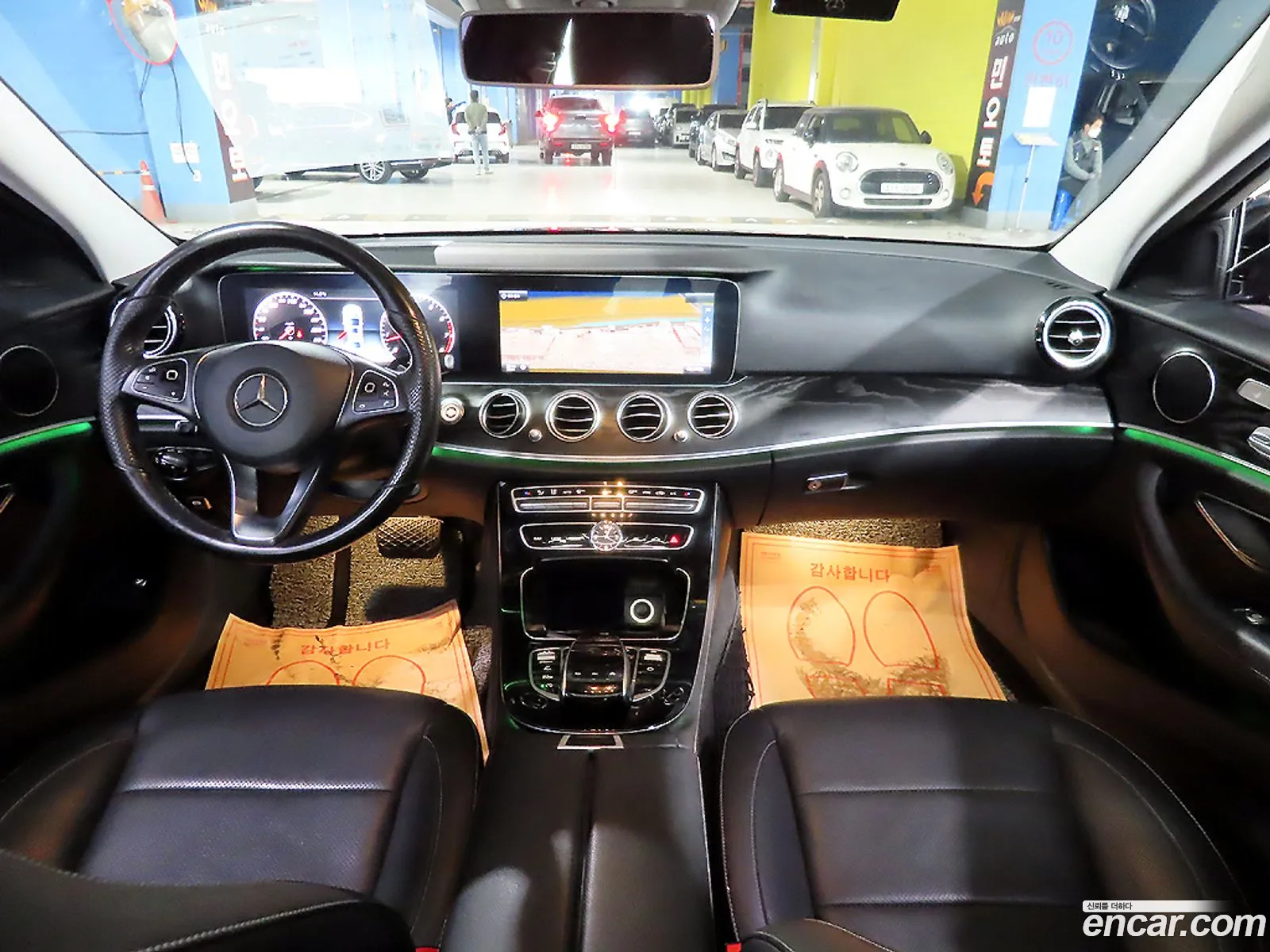 Mercedes-Benz E-Class W213 2016 — 19