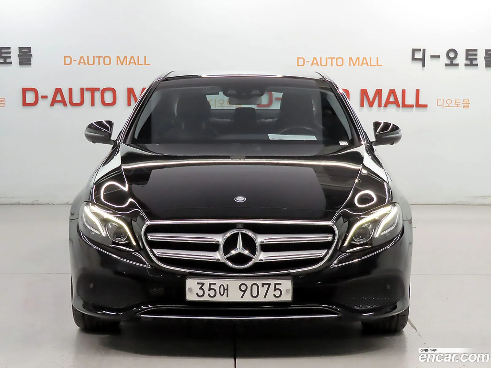 Mercedes-Benz E-Class W213 2016 — 14