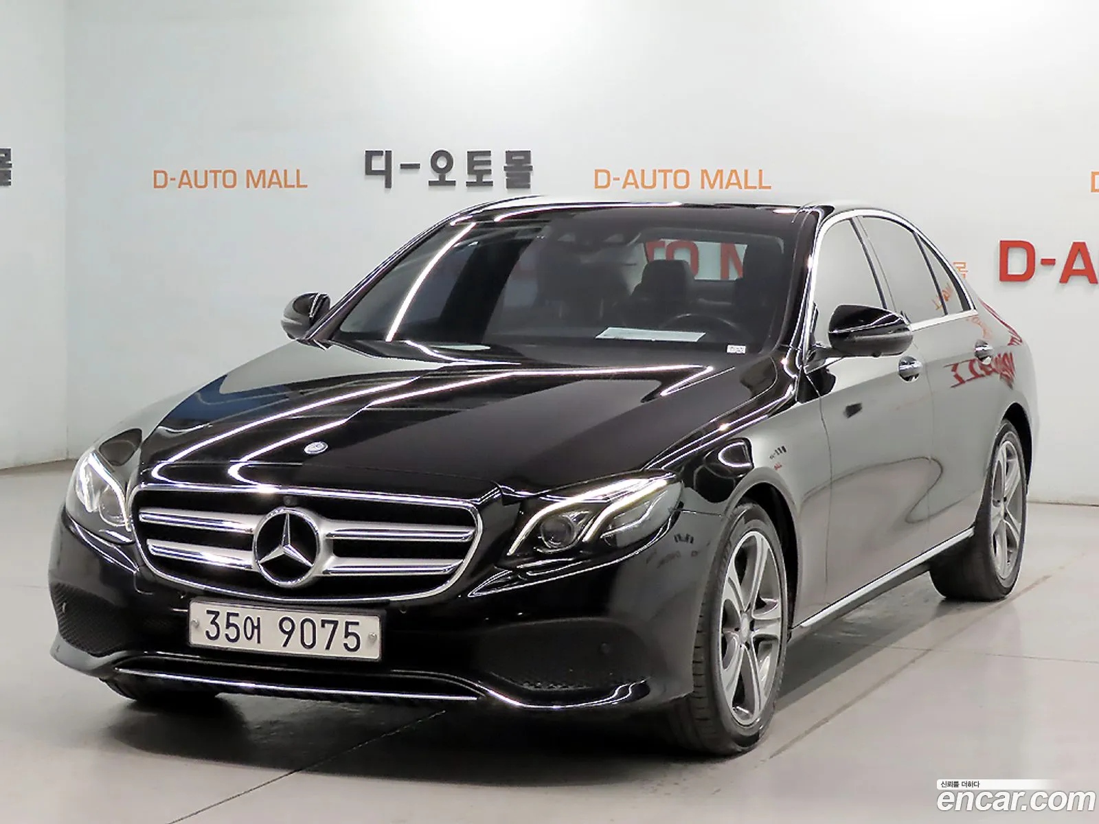 Mercedes-Benz E-Class W213 2016 — 20
