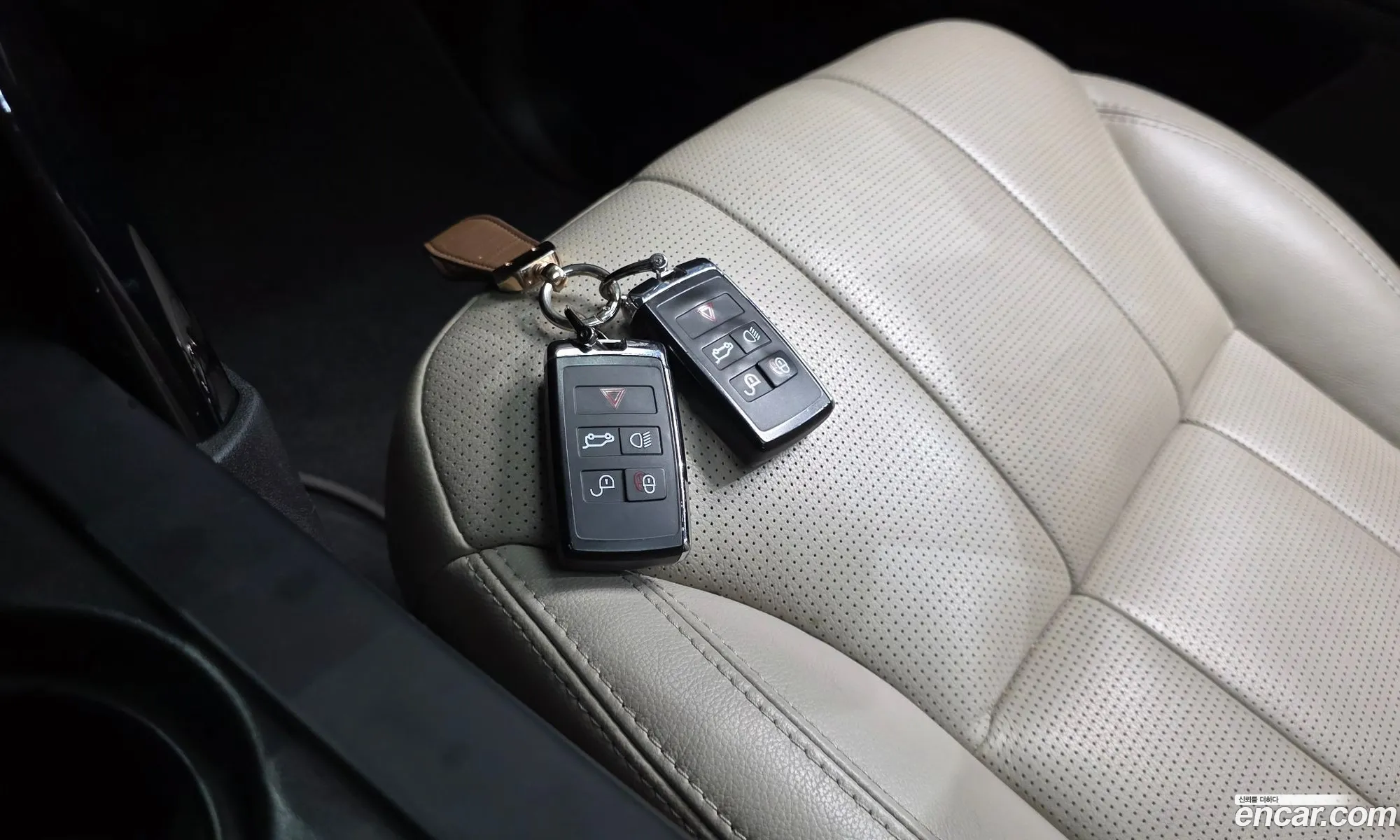 Land Rover Discovery 5 2018 SALRA2BNXJA058078 — 13