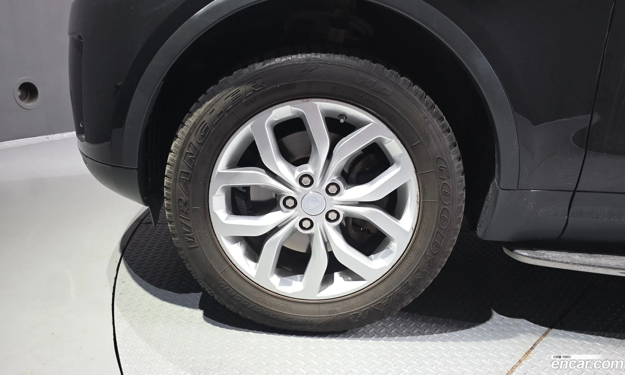 Land Rover Discovery 5 2018 SALRA2BNXJA058078 — 8