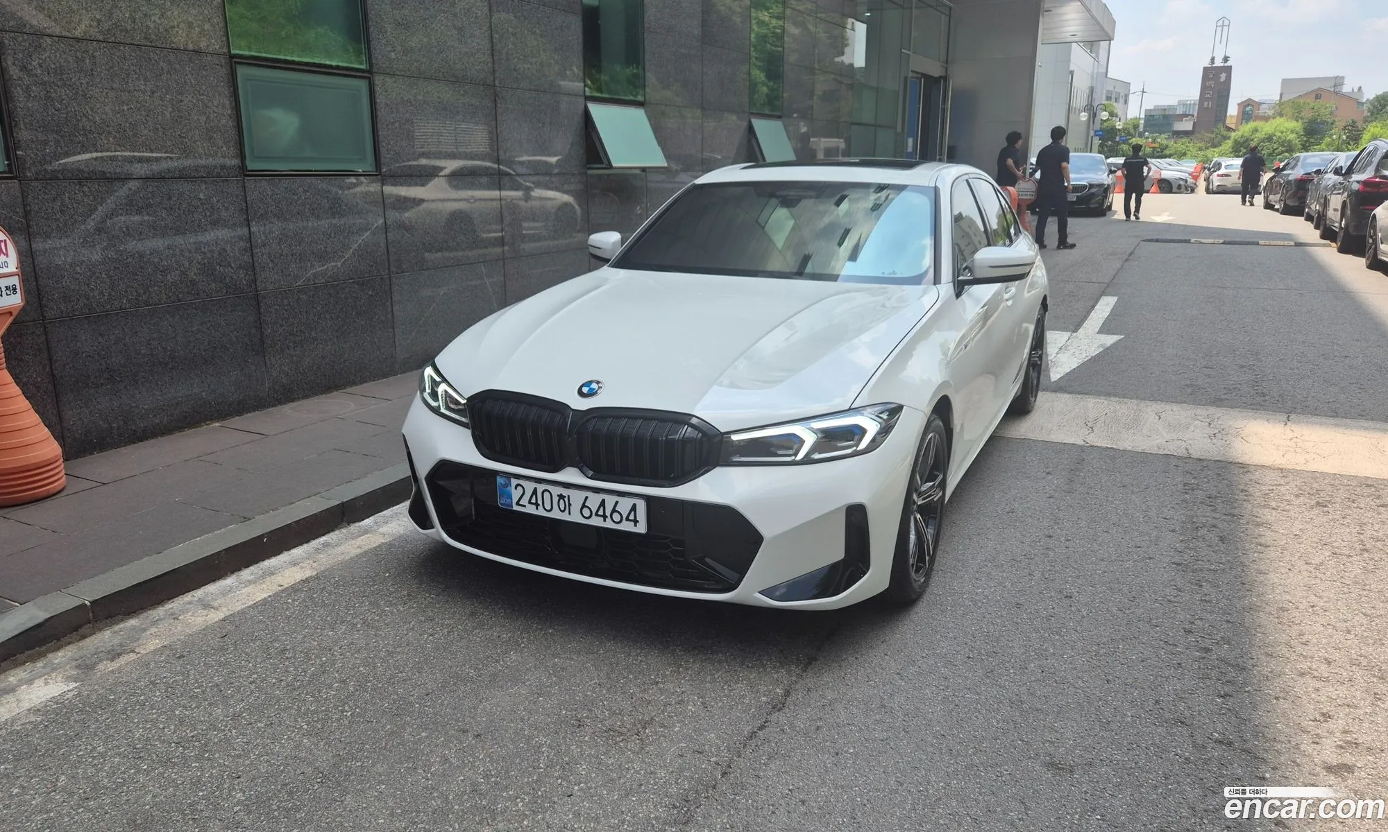BMW 3 Series 2026 — 3