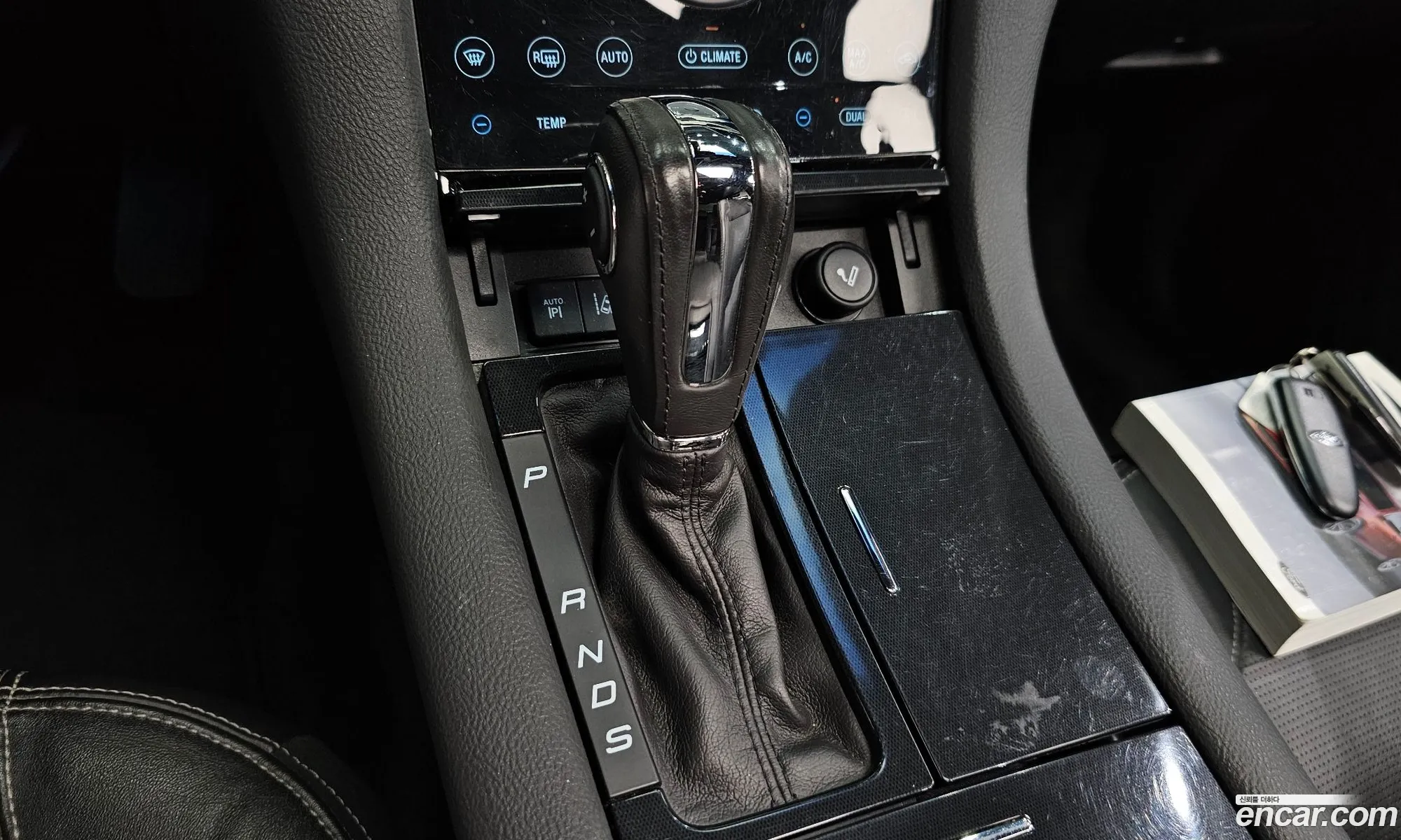 Ford Taurus 2014 1FAHP2F85EG177400 — 4