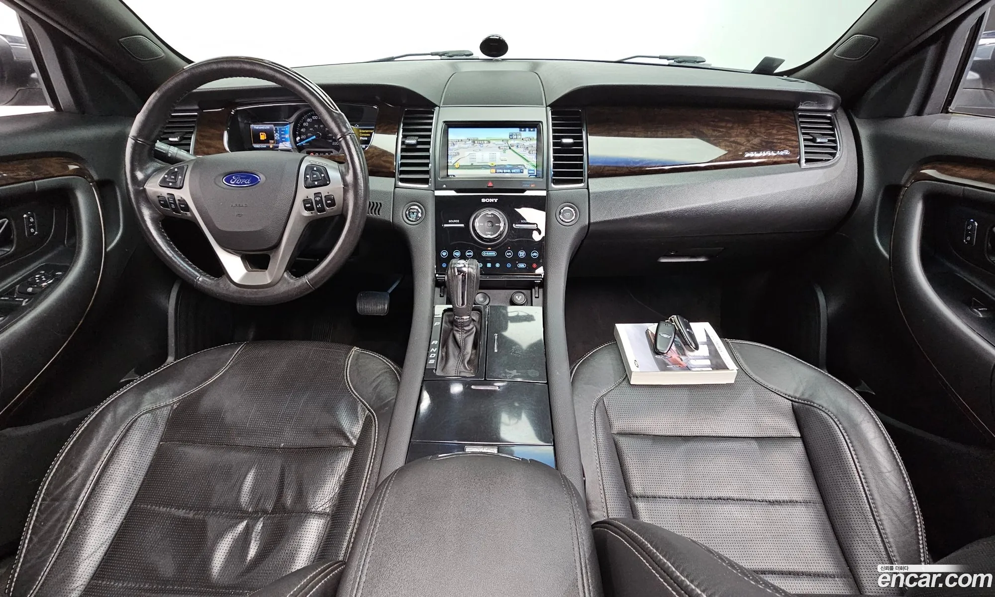 Ford Taurus 2014 1FAHP2F85EG177400 — 8