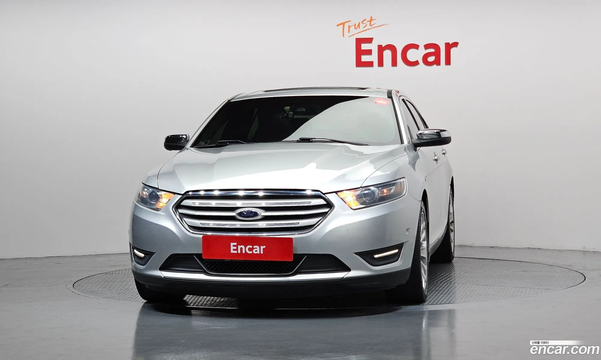 Ford Taurus