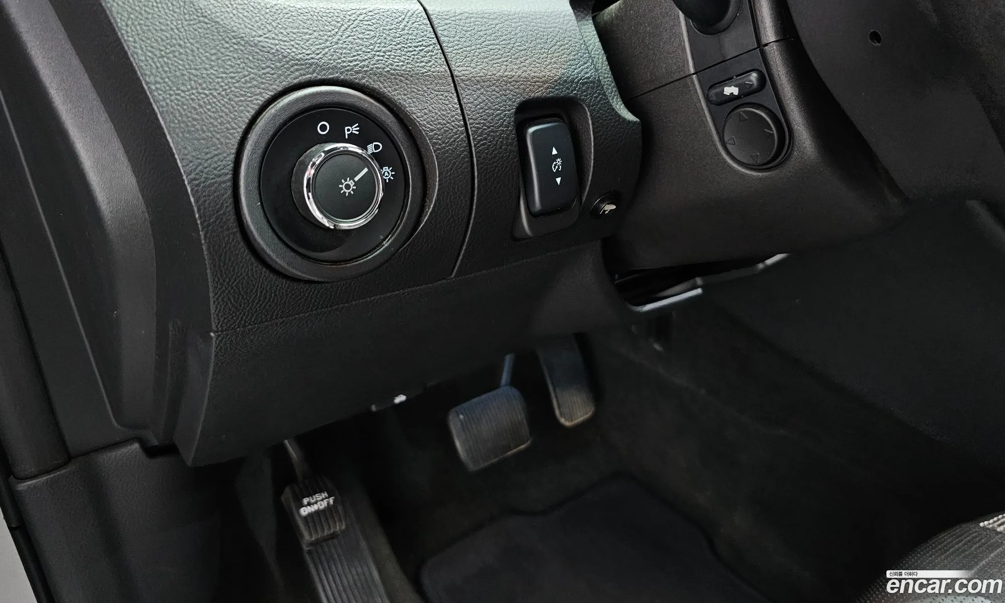 Ford Taurus 2014 1FAHP2F85EG177400 — 12