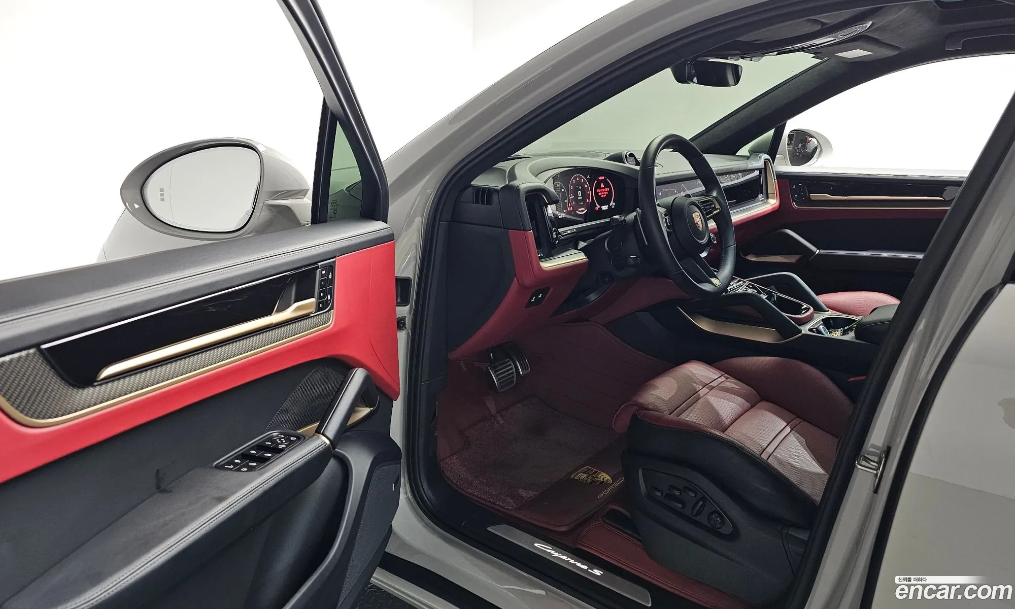 Porsche Cayenne 2025 WP1BN29Y4SDA70058 — 33