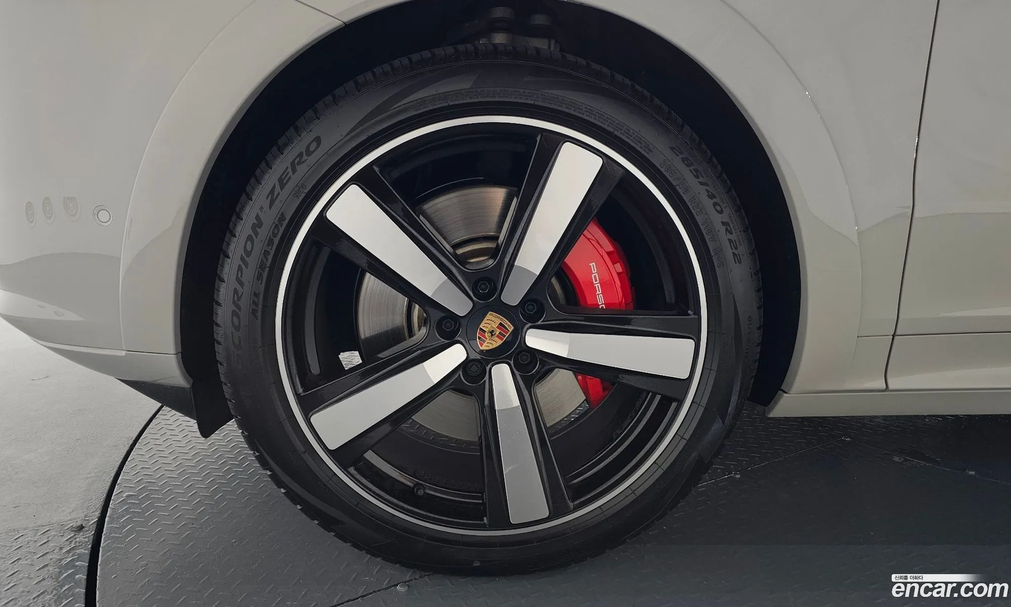 Porsche Cayenne 2025 WP1BN29Y4SDA70058 — 2