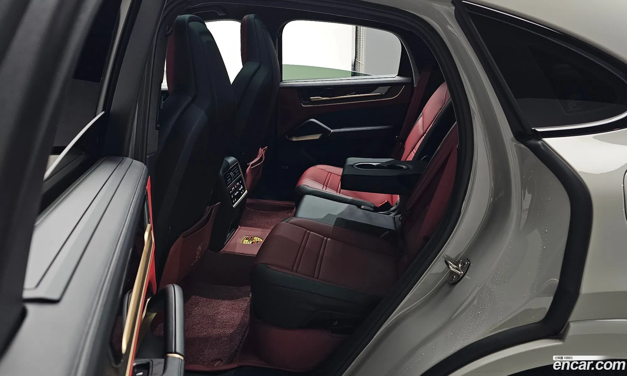 Porsche Cayenne 2025 WP1BN29Y4SDA70058 — 4