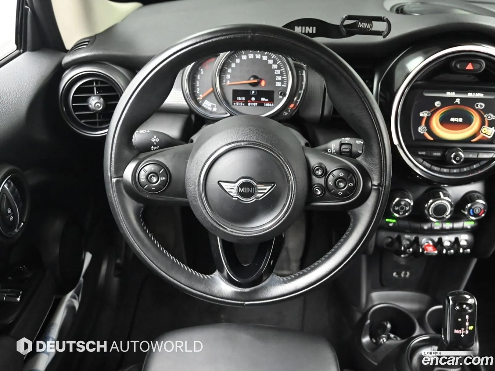 Mini Cooper D 2018 — 12