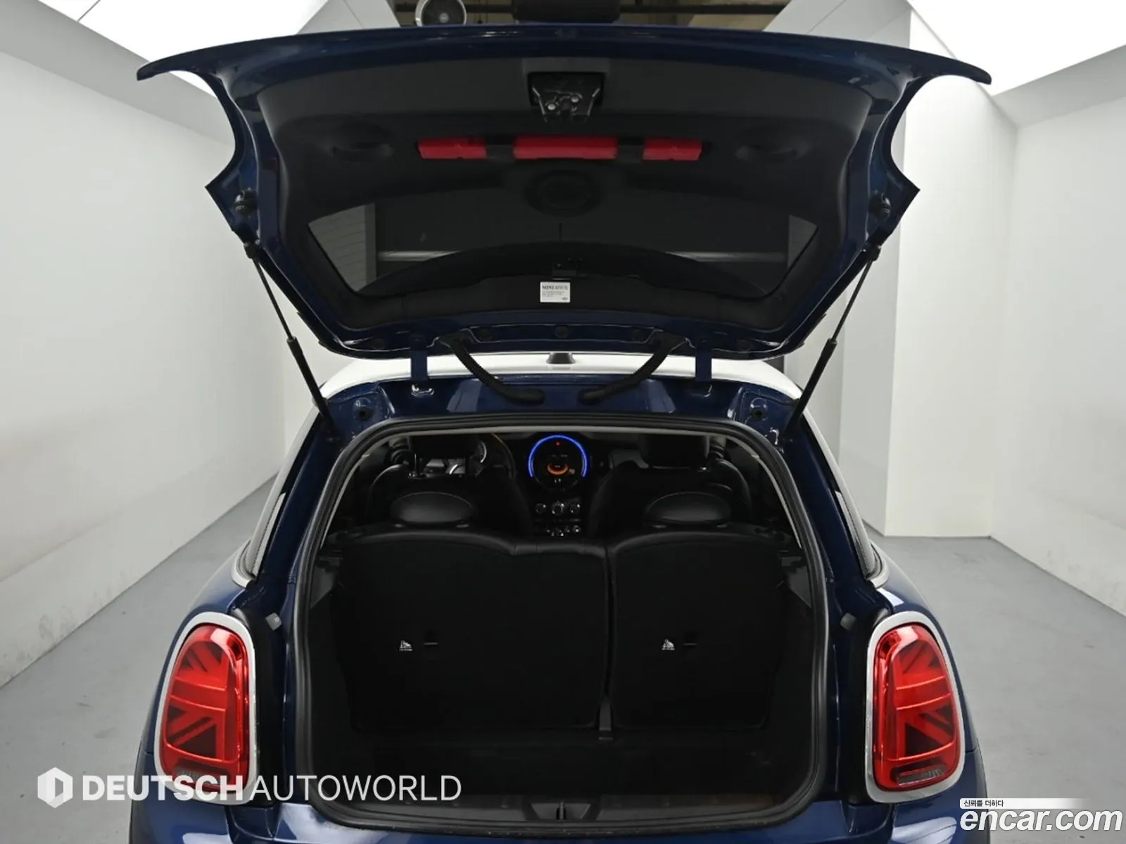 Mini Cooper D 2018 — 10