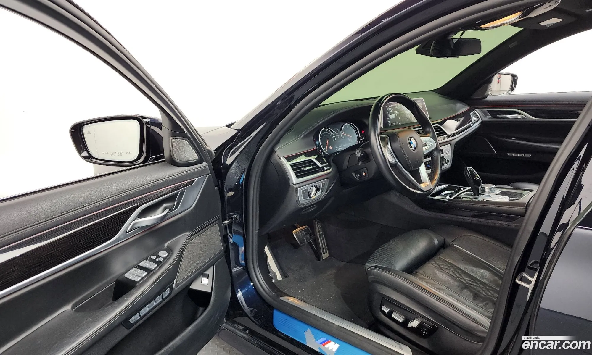 BMW 7 Series 2018 — 12
