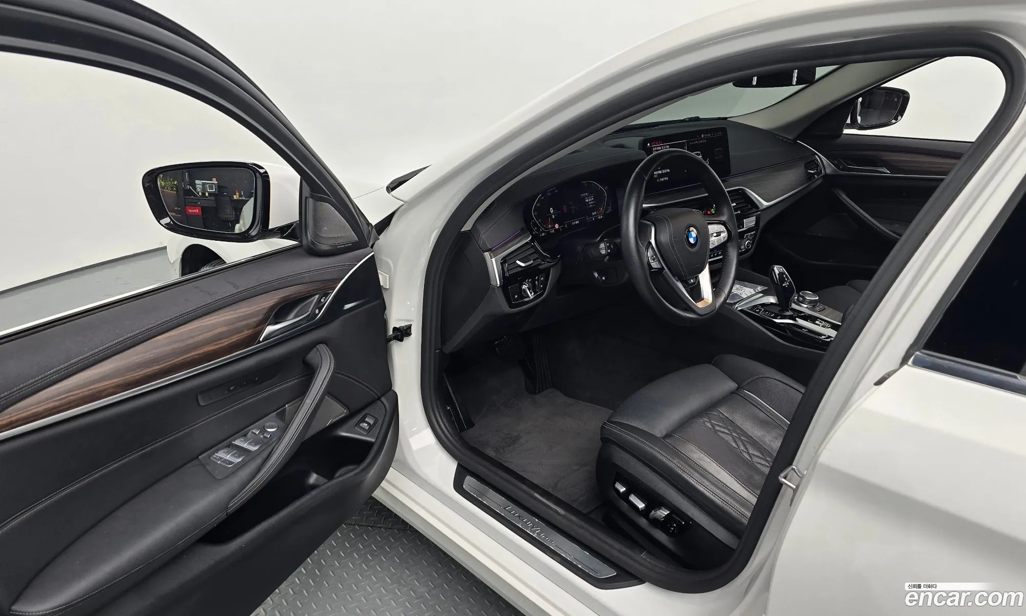 BMW 5 Series 2022 WBA71BH09NCK27766 — 12
