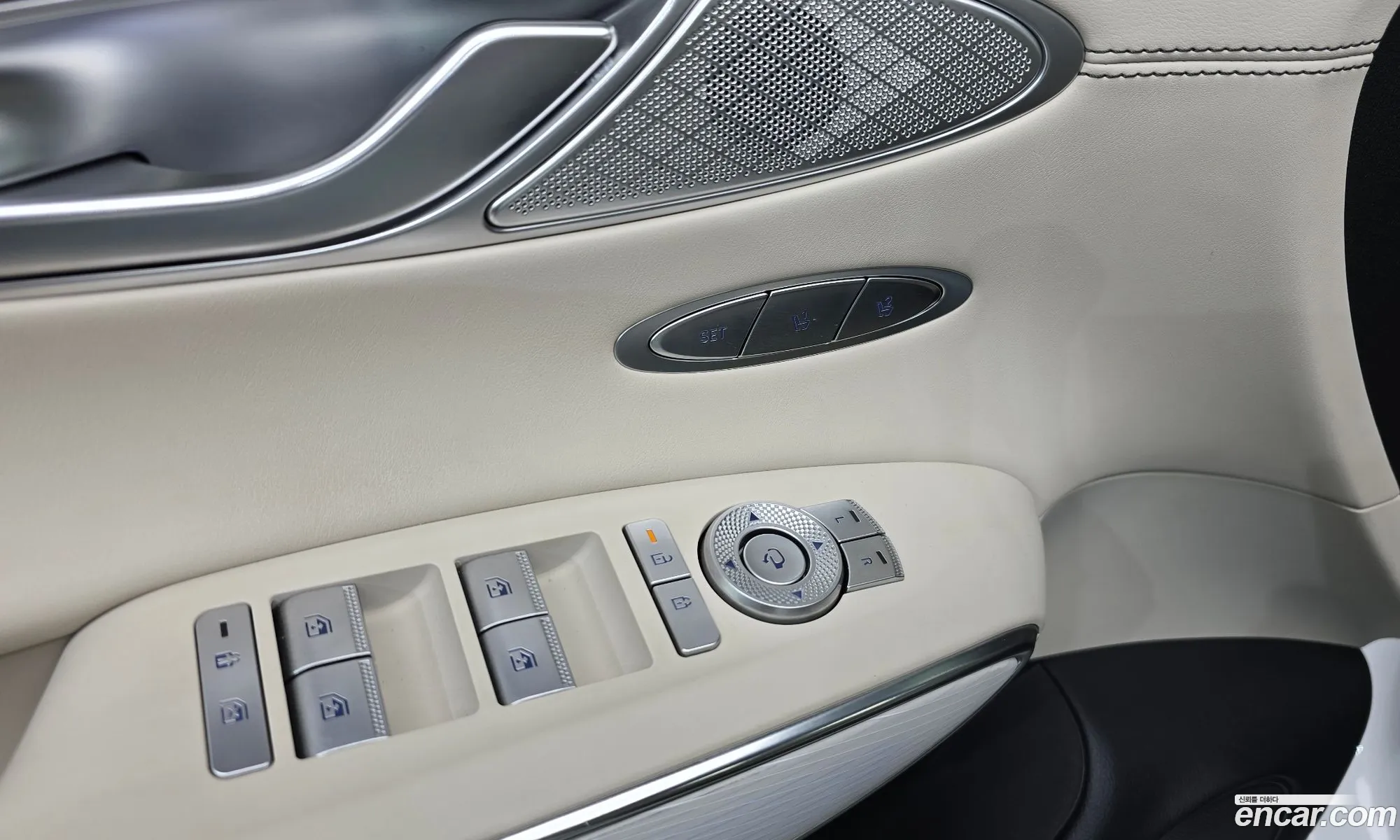 Genesis GV70 2024 — 7