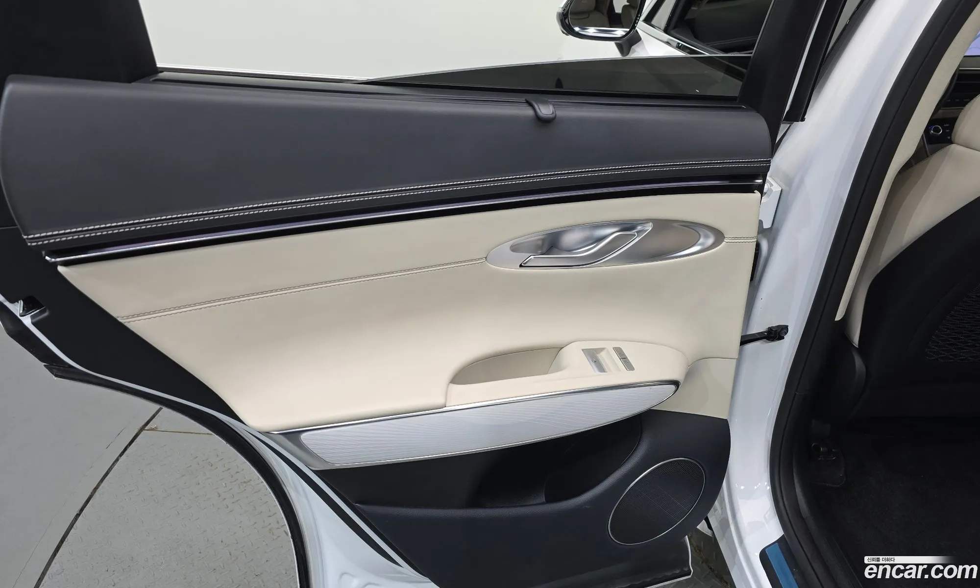Genesis GV70 2024 — 22
