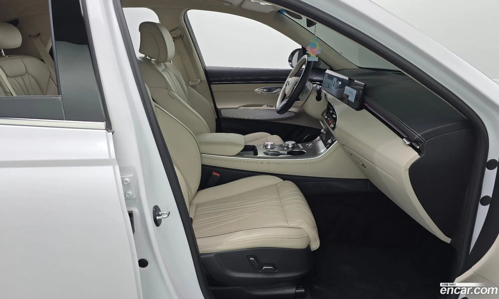 Genesis GV70 2024 — 18