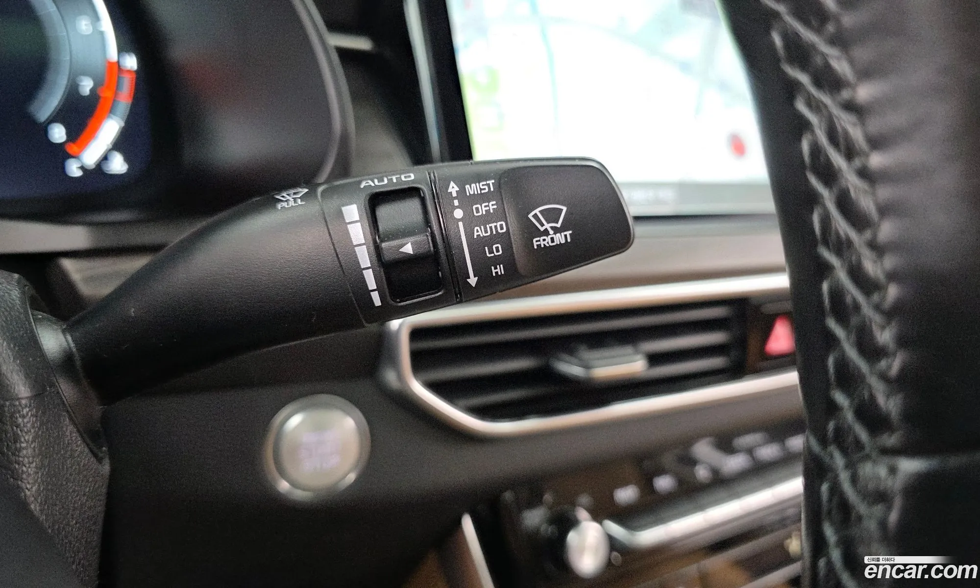 Kia K7 Premier 2019 — 32