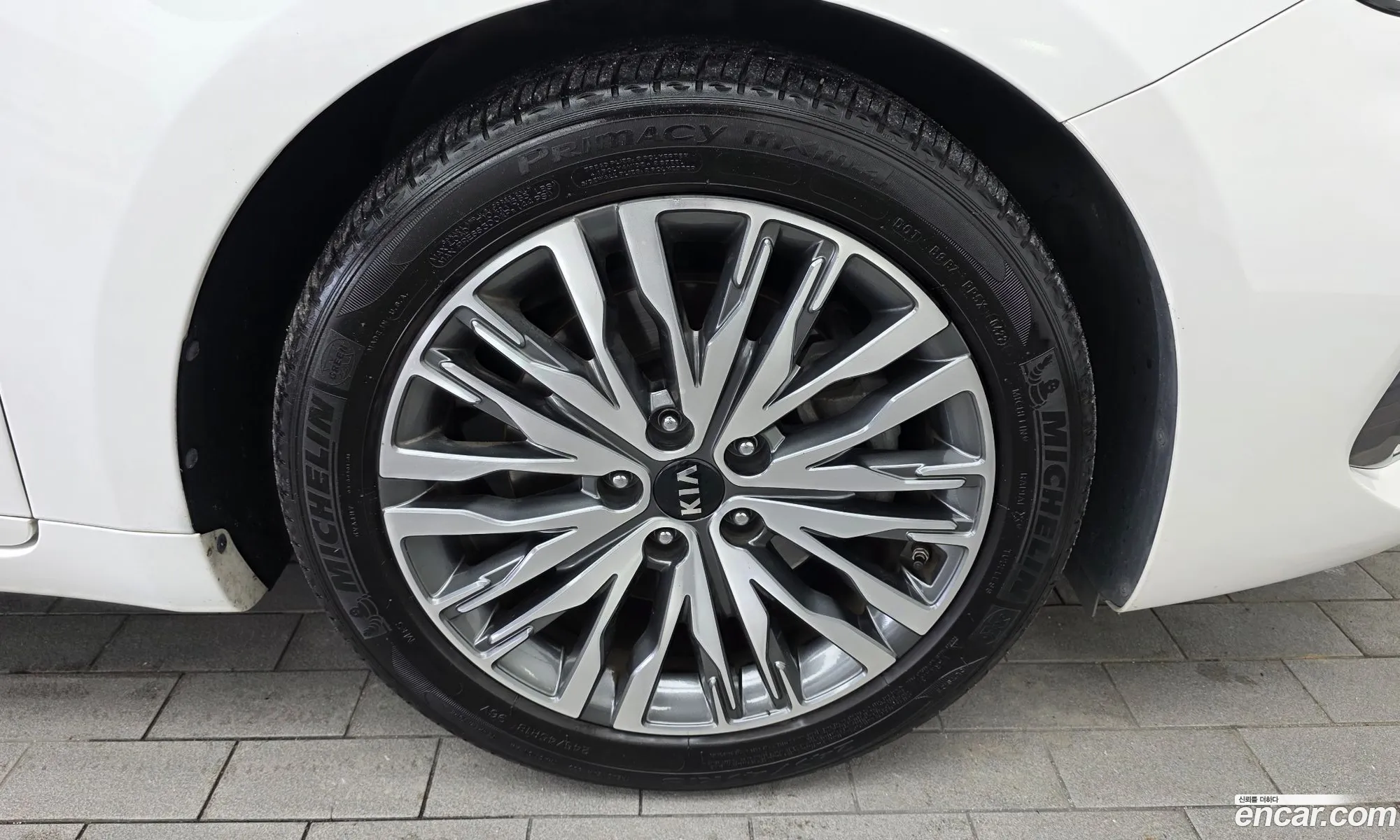 Kia K7 Premier 2019 — 20